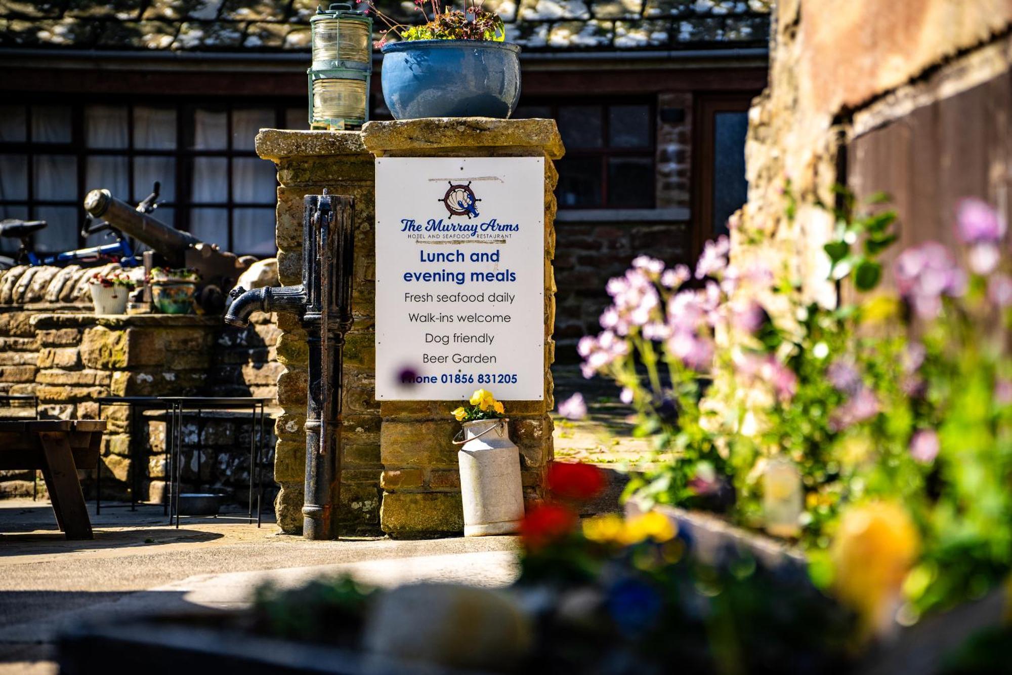 Murray Arms Hotel And Seafood Restaurant, Orkney Saint Margarets Hope Exterior photo